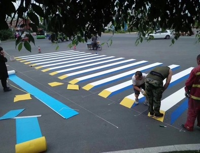 张家界张家界彩色路面标线施工